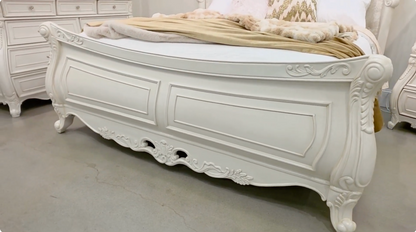Opulence Bedroom Set in White
